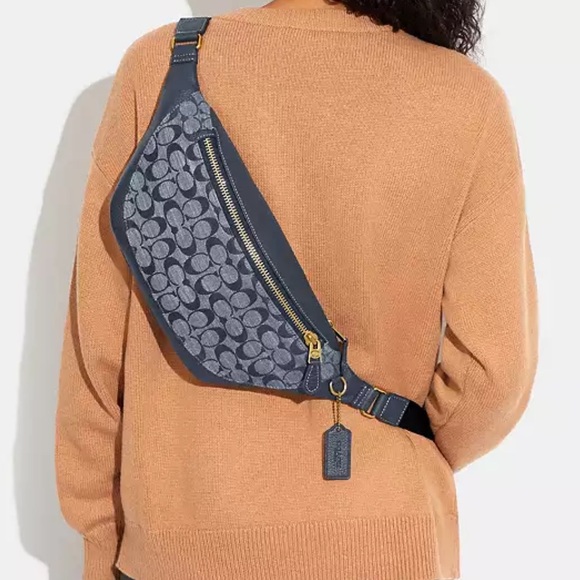 Coach Warren Belt Bag - Picture 4 of 16